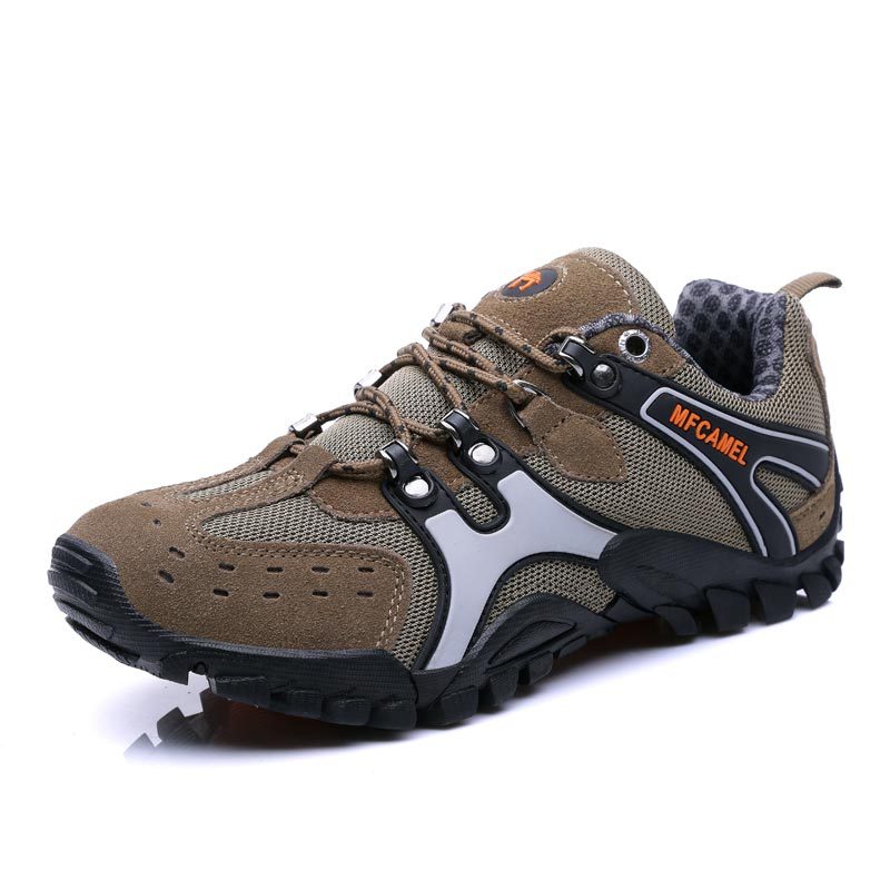 Outdoor men's hiking shoes four seasons camping