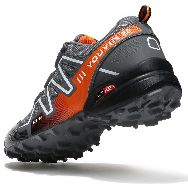 Off-road outdoor hiking shoes