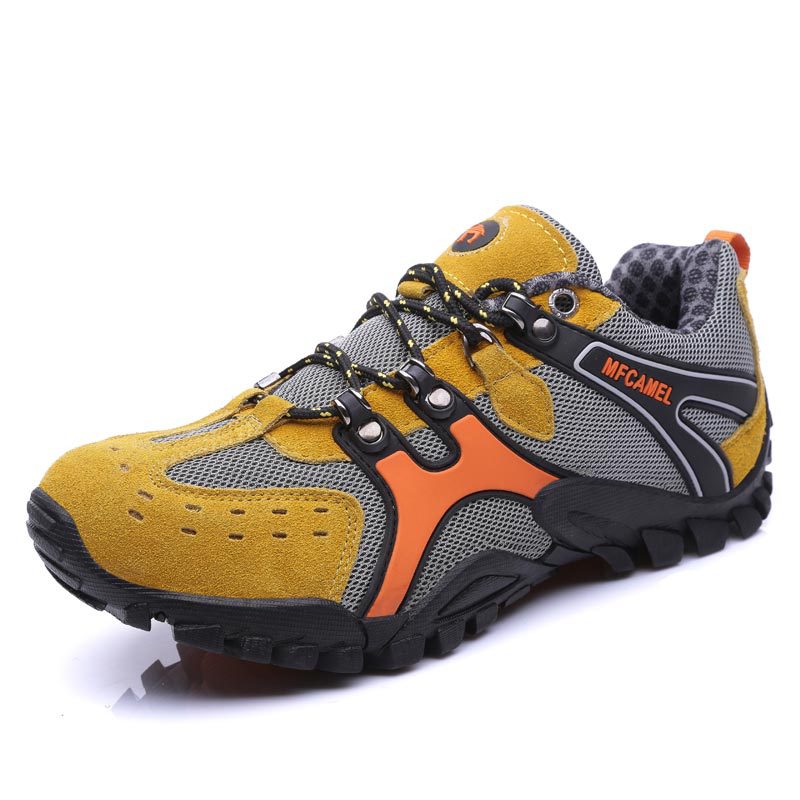 Outdoor men's hiking shoes four seasons camping