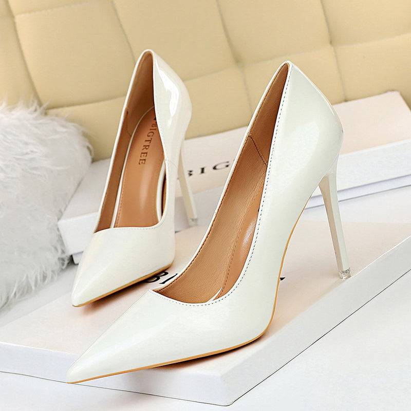 Frauen Mode Einfache Stiletto Glänzend Patent Leder High Heels